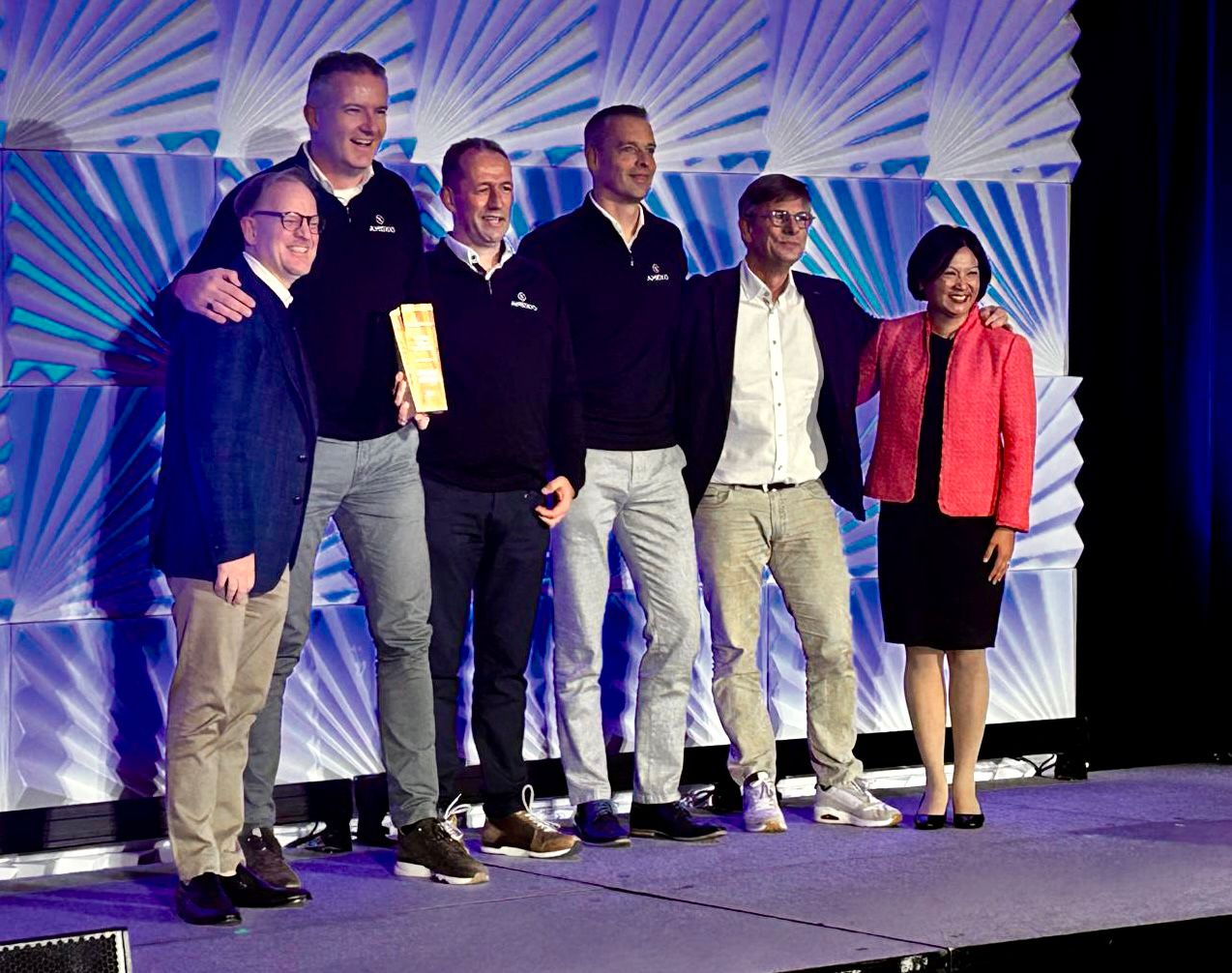 Award recognition opentext